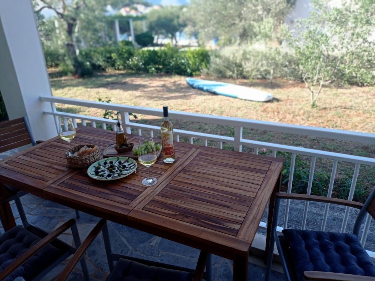 My Mediterranean Villa With Huge Garden And Own Parking Lumbarda Kültér fotó
